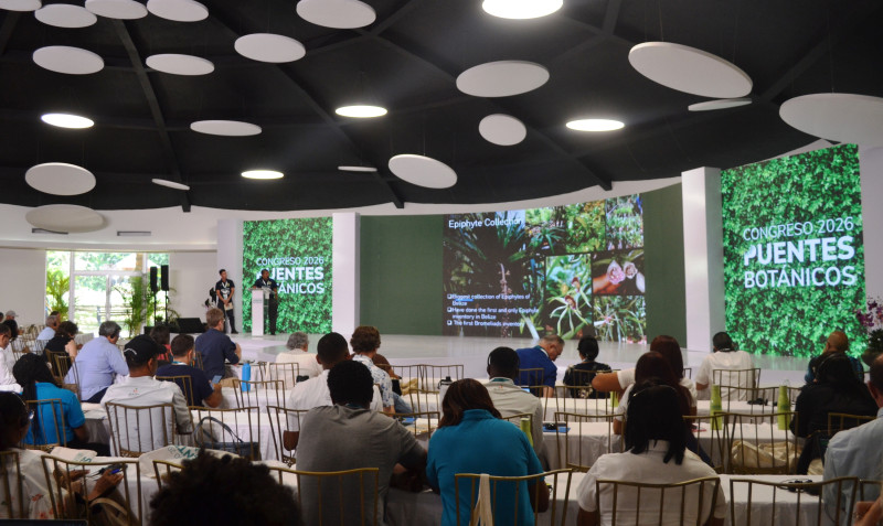 Fundado en 2008. Los chicos de Caves Branch Botanical Garden, de Belice, se sienten orgullosos de su gran colección de especies epífitas. Sus proyectos son pequeños y enfocados en la comunidad (educación, voluntariado e inclusión). “Por amor a la naturaleza” es el lema que los inspira a trabajar.