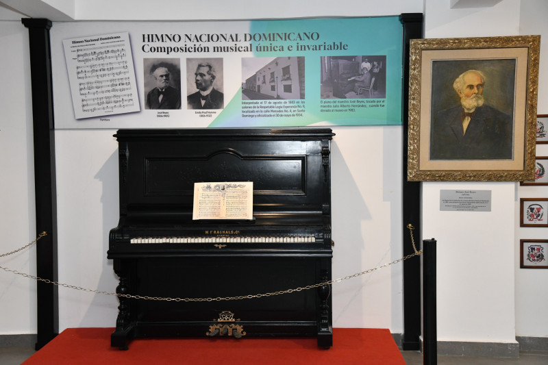 El piano del maestro José Reyes