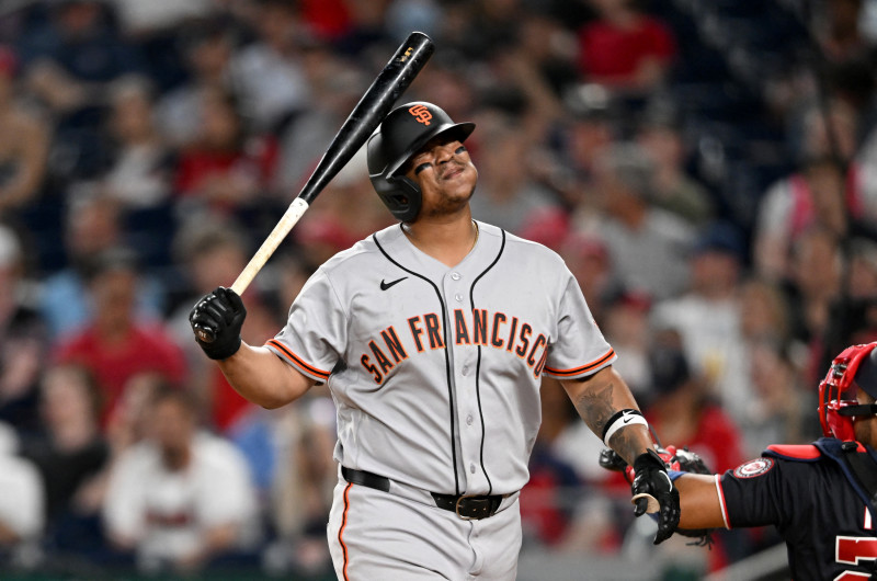 Rafael Devers tiene solo dos jonrones y batea .211 en esta temporada.