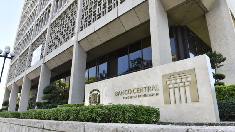 El BCRD destaca la recuperación gradual de la economía en el primer trimestre del año.