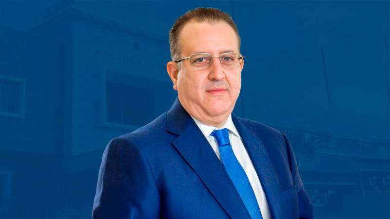 Magín Díaz, ministro de Hacienda.