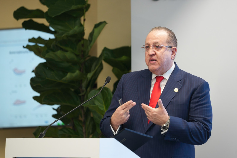 Ministro de Hacienda y Economía, Magín Díaz.