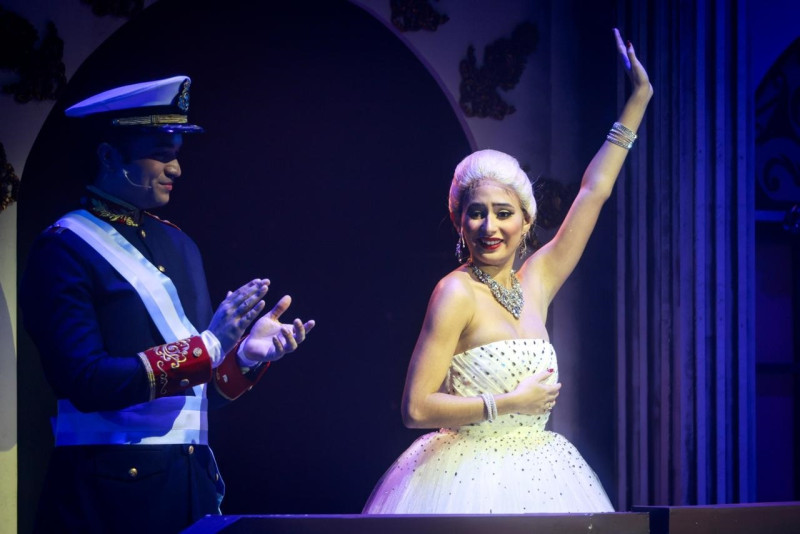 Valeria Dávila, en el rol de Evita, no interpretó simplemente a un personaje histórico: encarnó un cuerpo atravesado por la política, el deseo y la enfermedad.