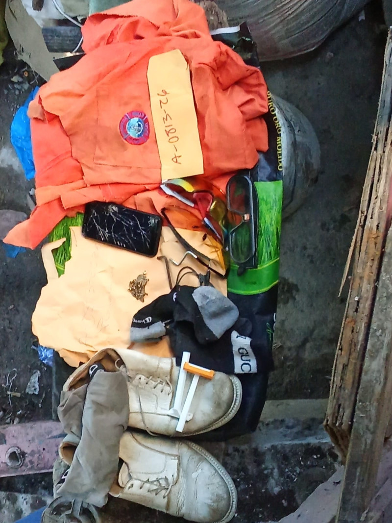 Vestimenta de colaborador de jardinera de la Armada de la República Dominicana, encontrado sin vida en el Parque del Este.