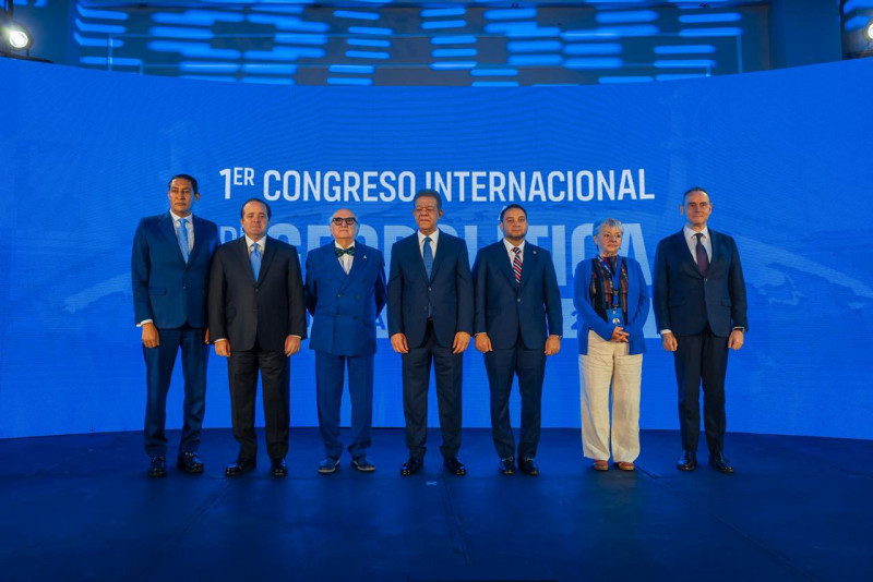 Personalidades que expusieron en el Primer Congreso Internacional sobre Geopolítica.