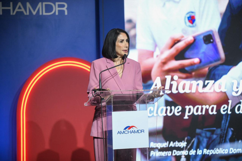 Arbaje dijo estar consciente de que el Gobierno tiene la obligación “indelegable” de garantizar el cumplimiento de los derechos y los servicios básicos de la ciudadanía