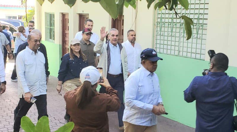 El presidente Abinader en su visita a Ocoa el año pasado.