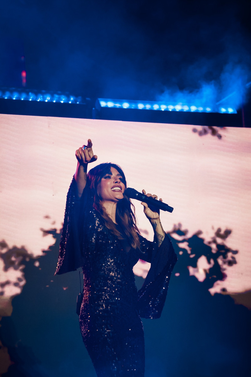 Kany García se entregó en cuerpo y alma a su concierto ante los dominicanos congregados en el Estadio Quisqueya.
