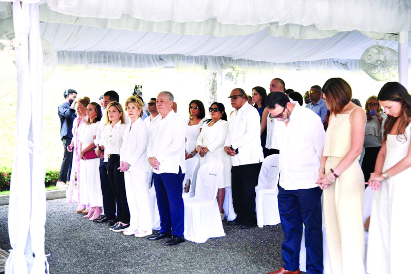 Una misa en honor a las madres oficiada por monseñor
Morel Diplán.