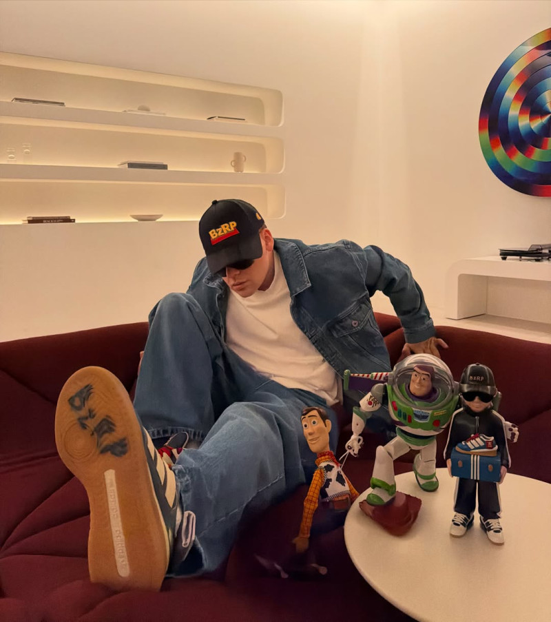 Bizarrap compartirá una escena con Bad Bunny en "Toy Story 5".