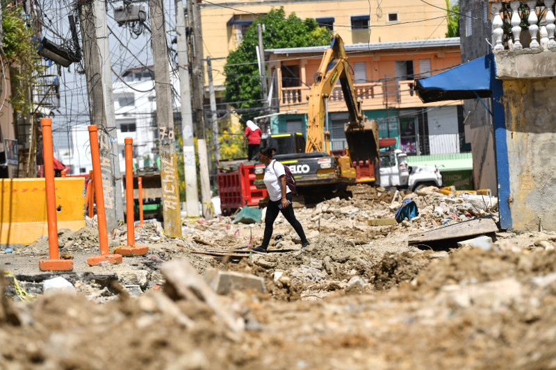 En su primera etapa la obra avanza con la integración y ampliación de las calles 9 y 11 del sector.
