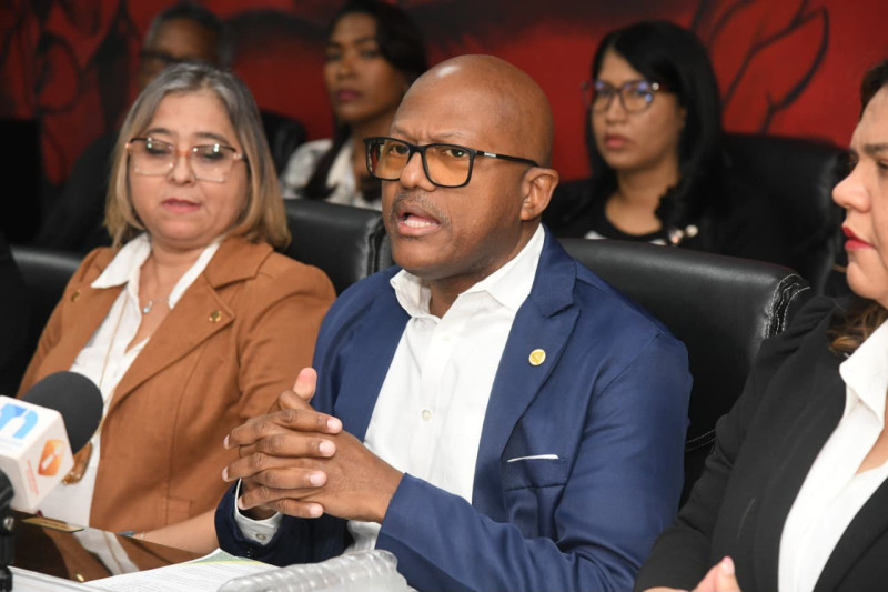 El presidente del Colegio Médico Dominicano, Luis Alberto Peña Núñez, informó sobre presuntas “irregularidades” en el Instituto de Previsión y Protección Social del Médico (IPPS).