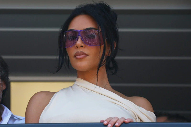 Kim Kardashian asiste al Gran Premio de Mónaco de Fórmula Uni en el circuito de Mónaco.