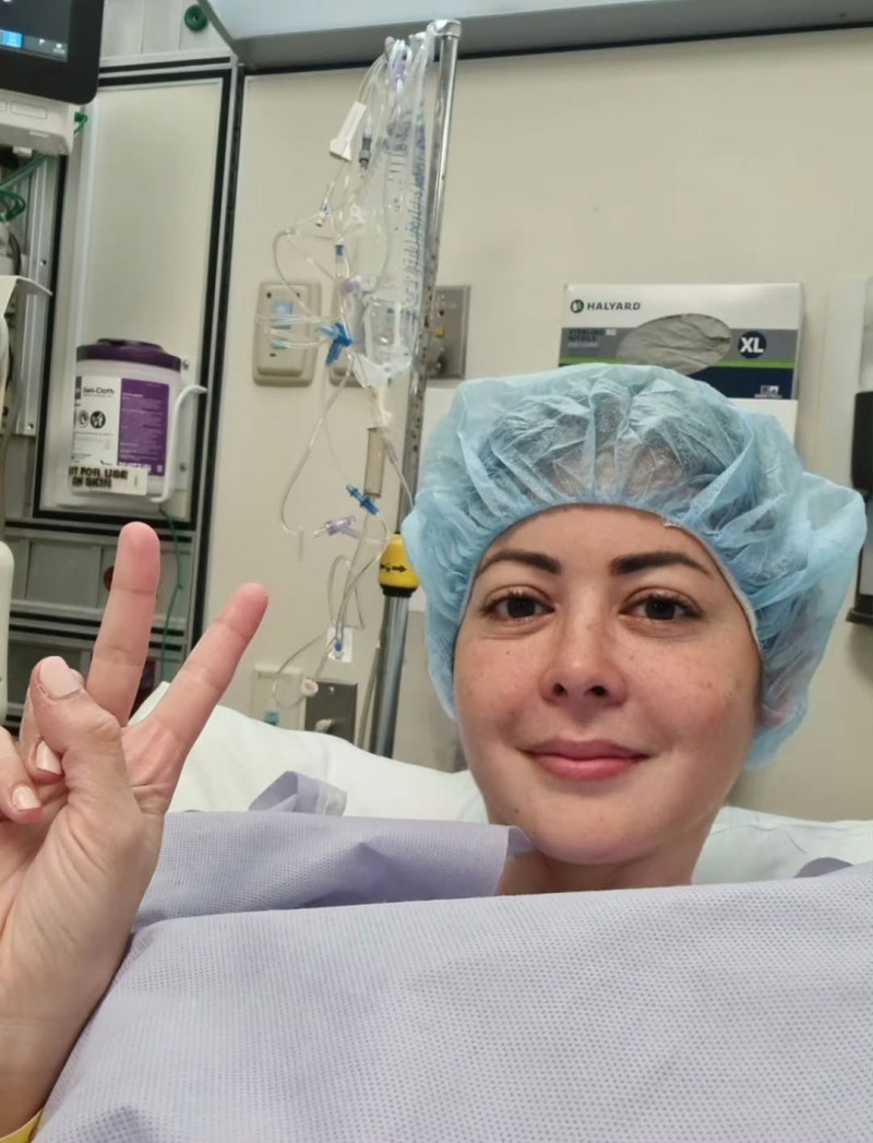Dafne Guzmán compartió el domingo 7 de junio de 2026 esta imagen para recordar cuando fue operada del cáncer, hace dos años.