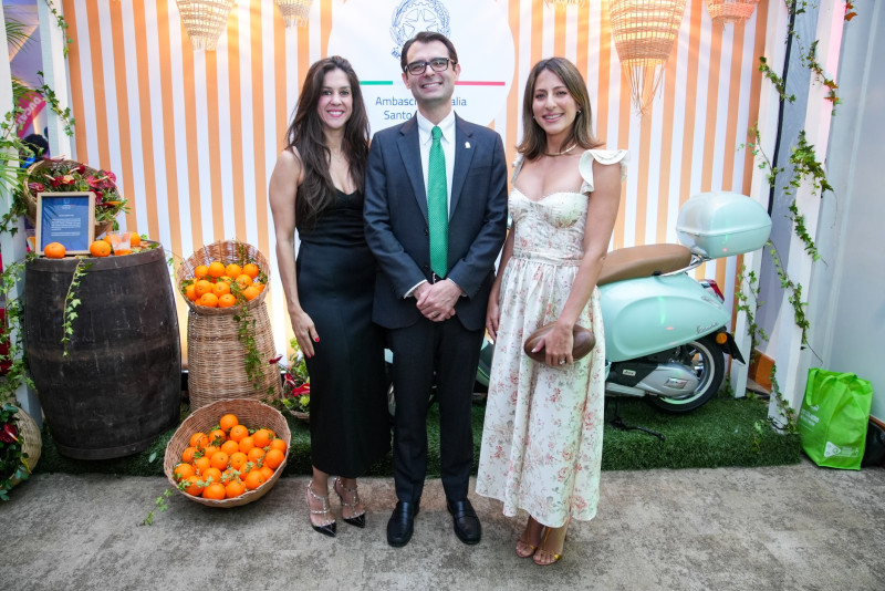 Chiara Leromazzo, Javier Rodriìguez y Dominique Colussi