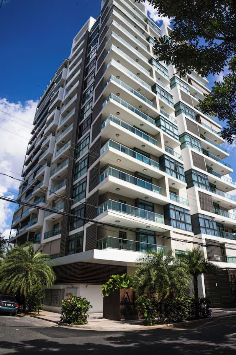 Torre Arpel 07, ubicada en la calle Porfirio Herrera del ensanche Piantini