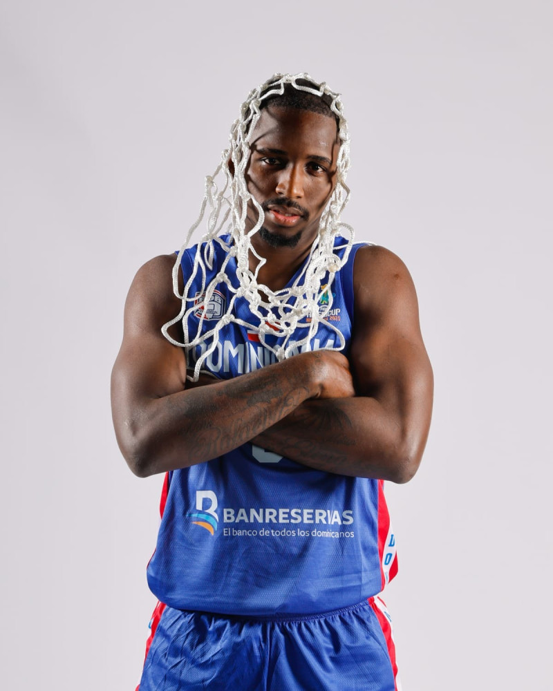 David Jones logró debutar en la NBA con los Spurs de San Antonio y se destacó en la G-League.