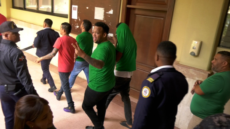 Imputados en la Operación XL-526 en el Palacio de Justicia de Santiago.