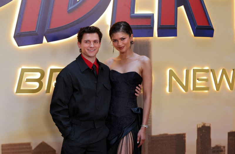 El actor Tom Holland y la actriz Zendaya en su gira de medios en España