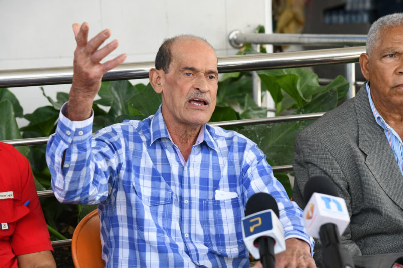 Juan Mateo, secretario de la Unión de Comerciantes de Villa Agrícolas.