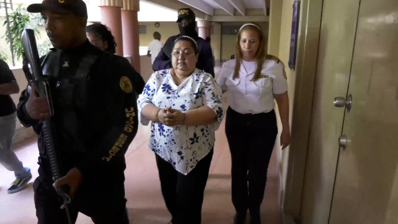 El abogado de Dilcia Patricia Vargas dijo que su defendida está en disposición de cooperar con la justicia.