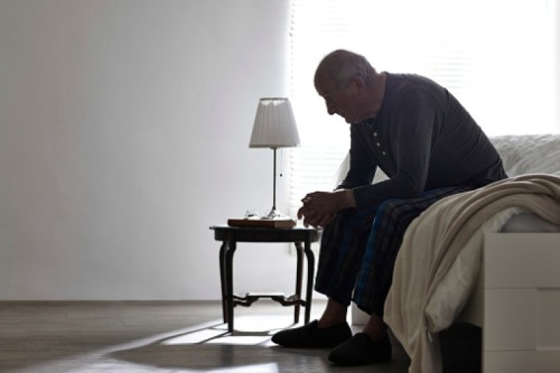 La especialista Anya Alcántara afirmó que muchos ancianos que ya padecían el trastorno del estado de ánimo desde etapas previas suelen agravar o activar su situación por las enfermedades físicas propias de la edad.