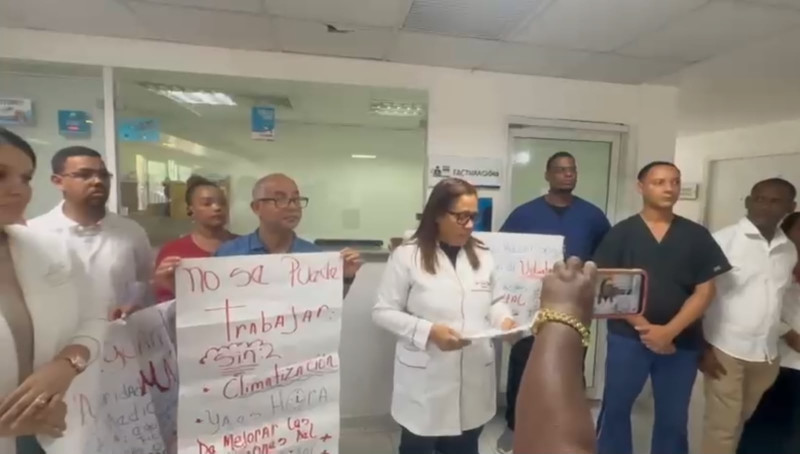 Personal médico afirma que los problemas en el hospital Barsequillo de Haina van desde deterioro estructural y fallos técnicos hasta carencia de recesos humanos.