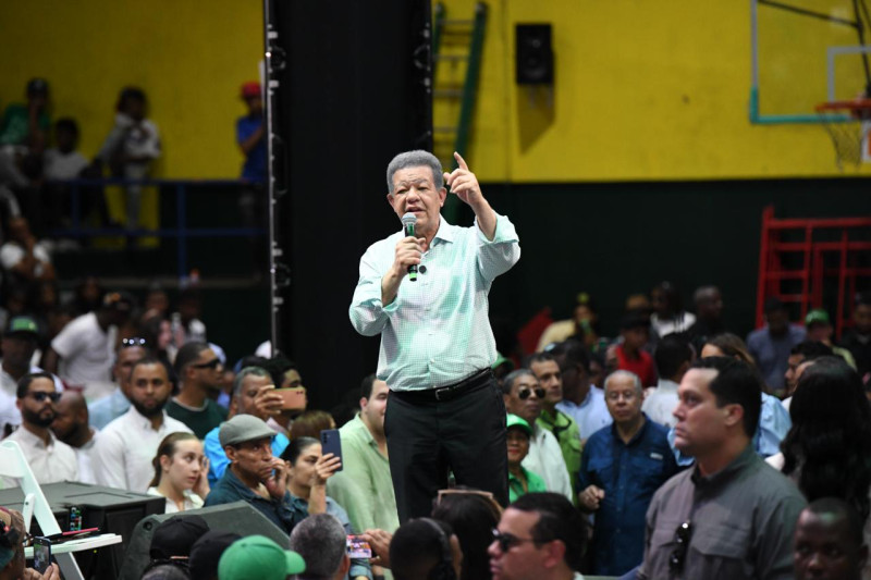 El presidente de la Fuerza del Pueblo, Leonel Fernández