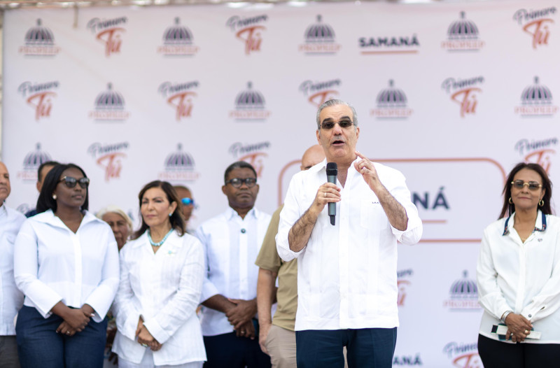 Luis Abinader durante uno de los eventos organizados en Samaná