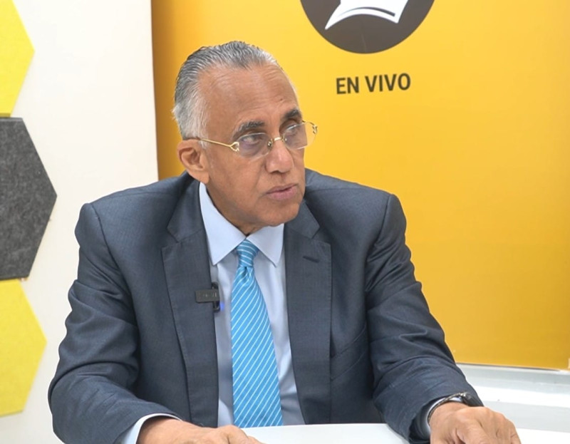 Luis Mejía Oviedo, uno de los más importantes dirigentes deportivos en la historia del país, conversa para Palcos de Grandes Ligas, sección del Listín Diario.