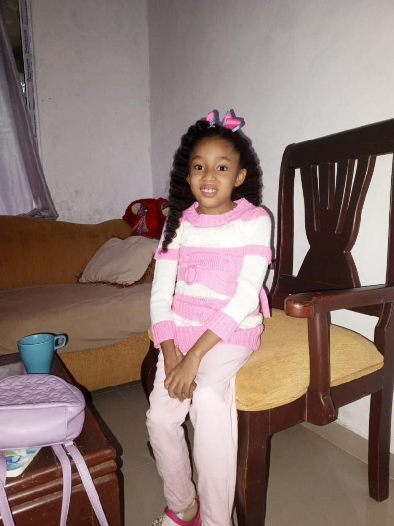 La niña Cleidy Billilo enfrenta diversas complicaciones a causa de AME.