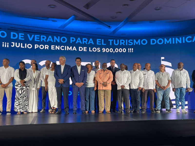 David Collado aseguró que detrás de cada cifra existe un rostro humano y que el crecimiento del turismo representa mayores oportunidades laborales para los dominicanos.