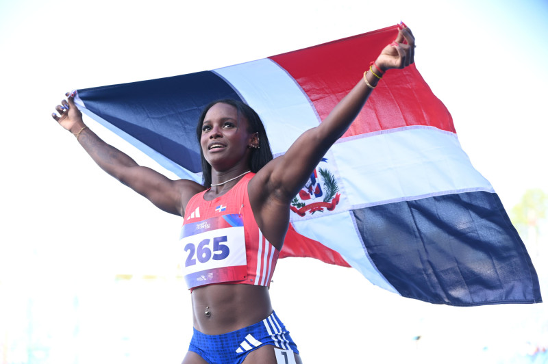 La velocista Liranyi Alonso, nueva estrella del deporte dominicano.