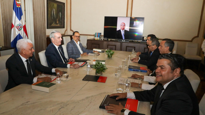 La objeción de los cuatro jueces a someterse a evaluacion del CNM ha encendido el debate público y provocado reacciones en el sector jurídico y la sociedad civil.