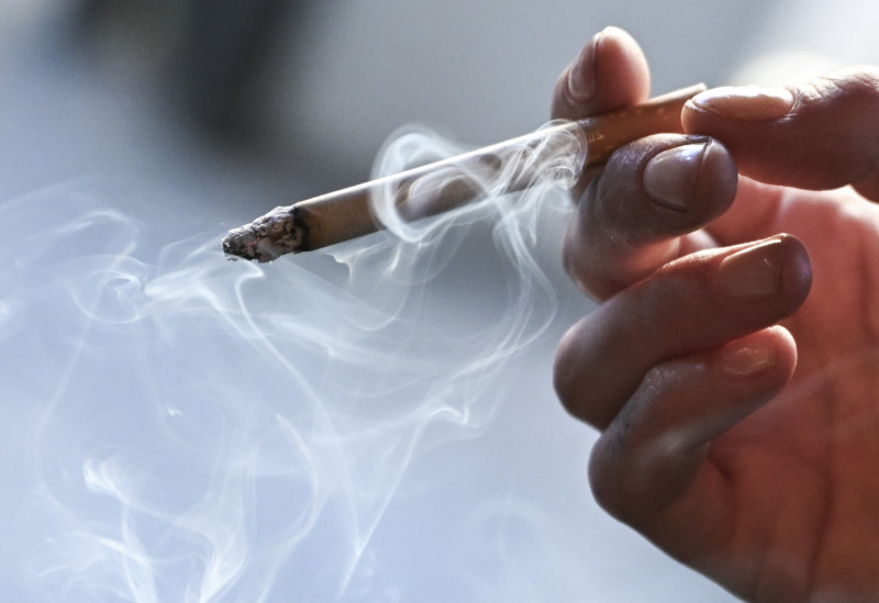 People must stop smoking at least 4 weeks before the procedure