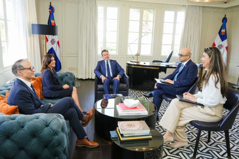 La reunión fue efectuada en la sede de la cancillería.