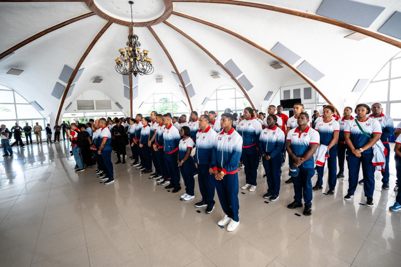 La panorámica recoge a parte de los medallistas reconocidos en el acto realizado por el MIDE en su sede.