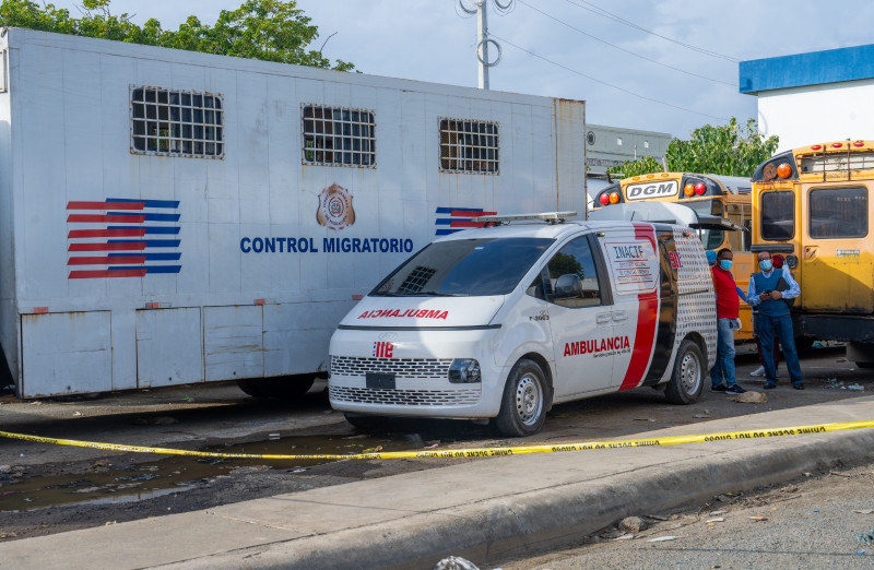 Ambulancia del Inacif realizó levantamiento del cuerpo sin vida de Nelson de los Santos.