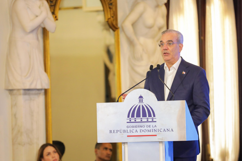 El presidente de la República, Luis Abinader, durante sus declaraciones en el Palacio Nacional.