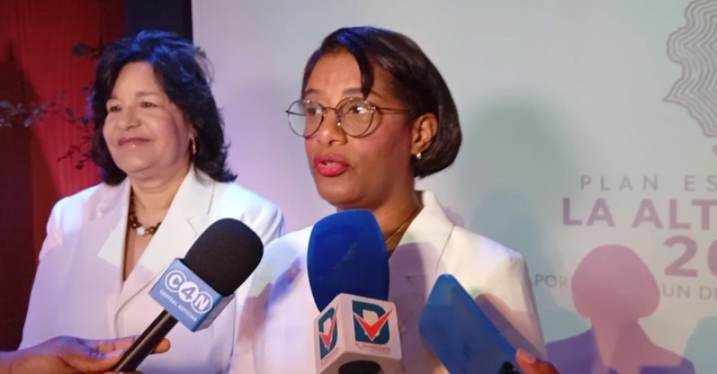 Daisy Francisca de Ólio, gobernadora de la provincia La Altagracia.