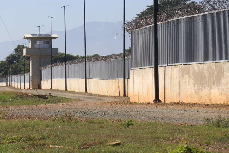 El Ministerio de Defensa ha informado que la frontera cuenta con una red sincronizada y autónoma de sistemas aéreos no tripulados y cámara de circuito cerrado.