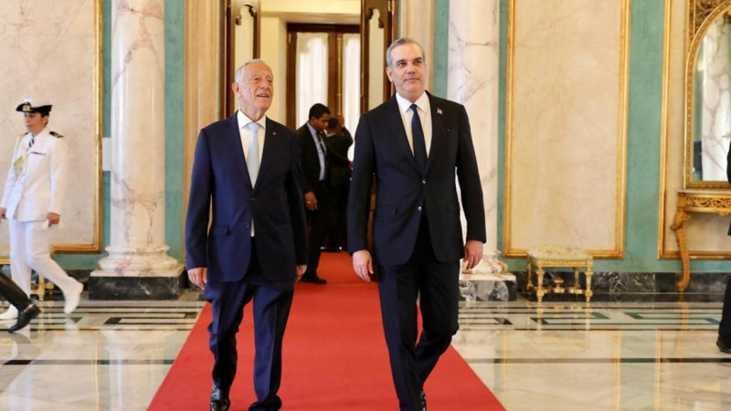 En marzo del 2023 Abinader recibió en el Palacio Nacional al presidente de Portugal.