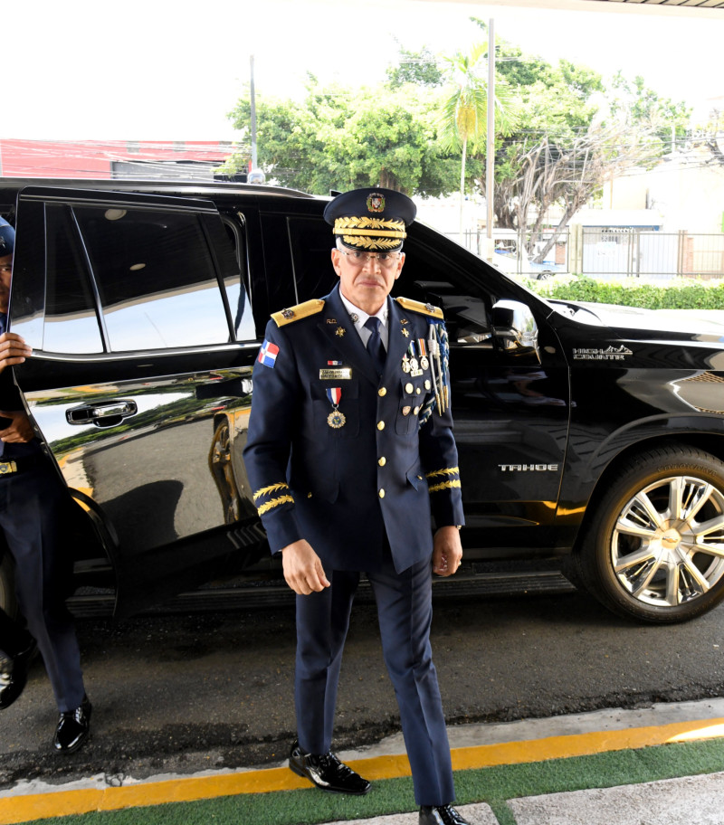 El nuevo director de la Policía Nacional, general de brigada Ernesto Rafael Rodríguez García visita las instalaciones del Listin Diario.