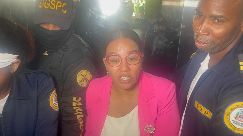 “No tengo dinero ni para pagarles a mis abogados”, dice imputada del caso Onco14