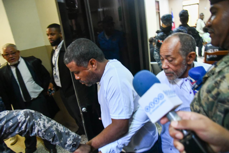 Las personas detenidas son Ángel Gabriel Capellán e Isaías Ramón Muñoz Rodríguez