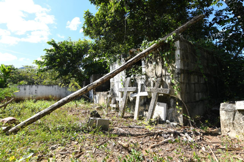 Cementerio de La Raíz.