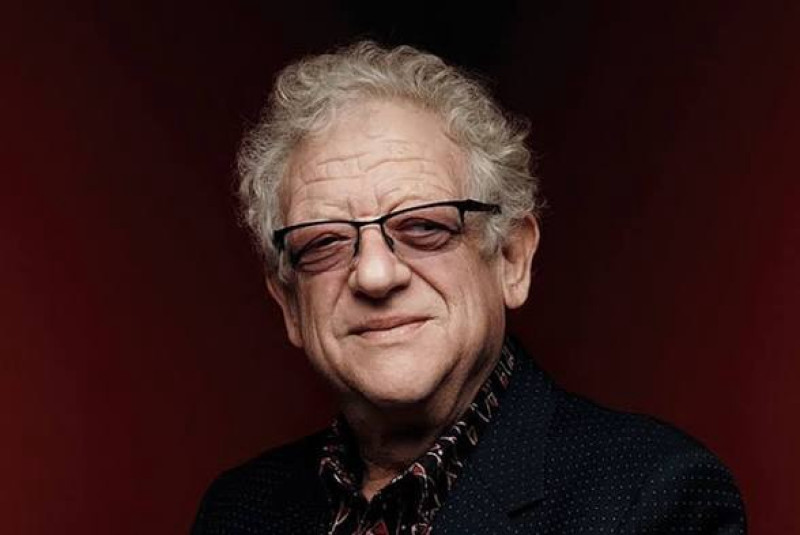 Jeremy Thomas murió a los 77 años.