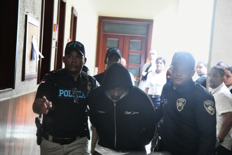 Lenin Jhericop Núñez de León al salir de la audiencia de coerción