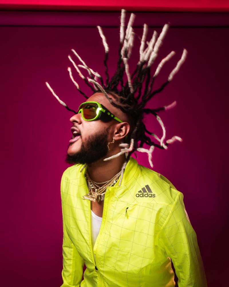 El intérprete urbano dominicano Melvin Flow fue asesinado a tiros el 9 de febrero de 2025 en la zona turística de Bávaro, Punta Cana.