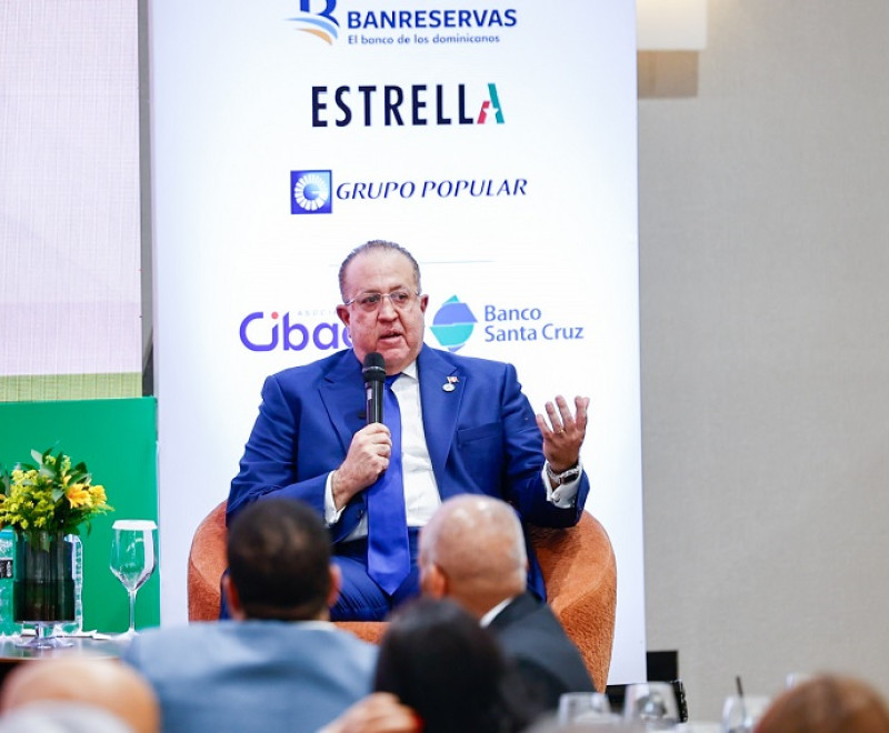 Magín Díaz en el 65 aniversario de la ACIS.